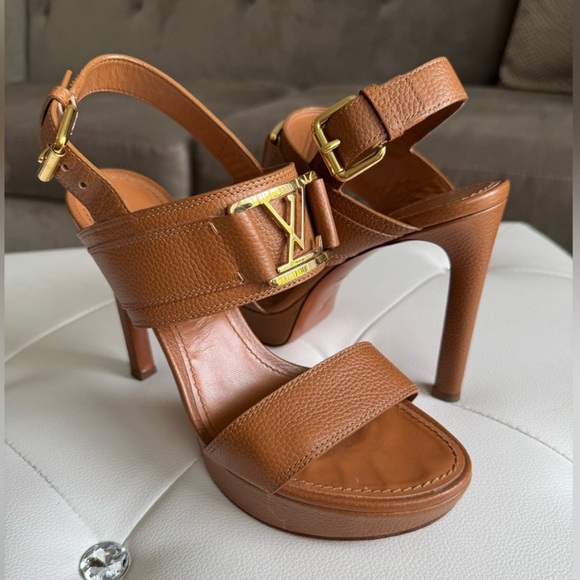 Louis Vuitton Shoes - Louis Vuitton Horizon Leather Platform Sandal Heels Brown Cognac Size 38 Size 8